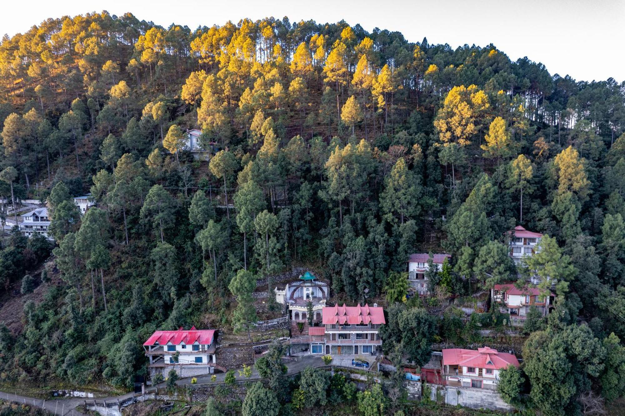 The Canadian Woods Resort Nainital Εξωτερικό φωτογραφία